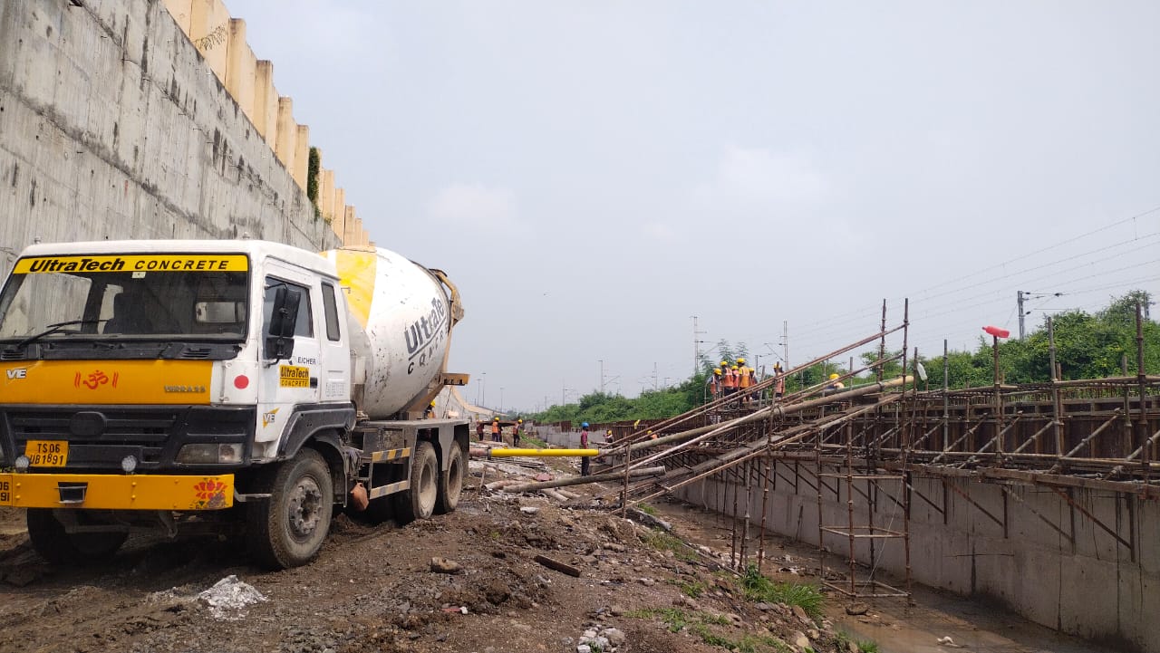 Holstic Technoengineers Private Limited || Construction || Infrastructure || One Elevated and one At Grade station viz. Ecopark and Metro City holistic Technoengineers private limited 19